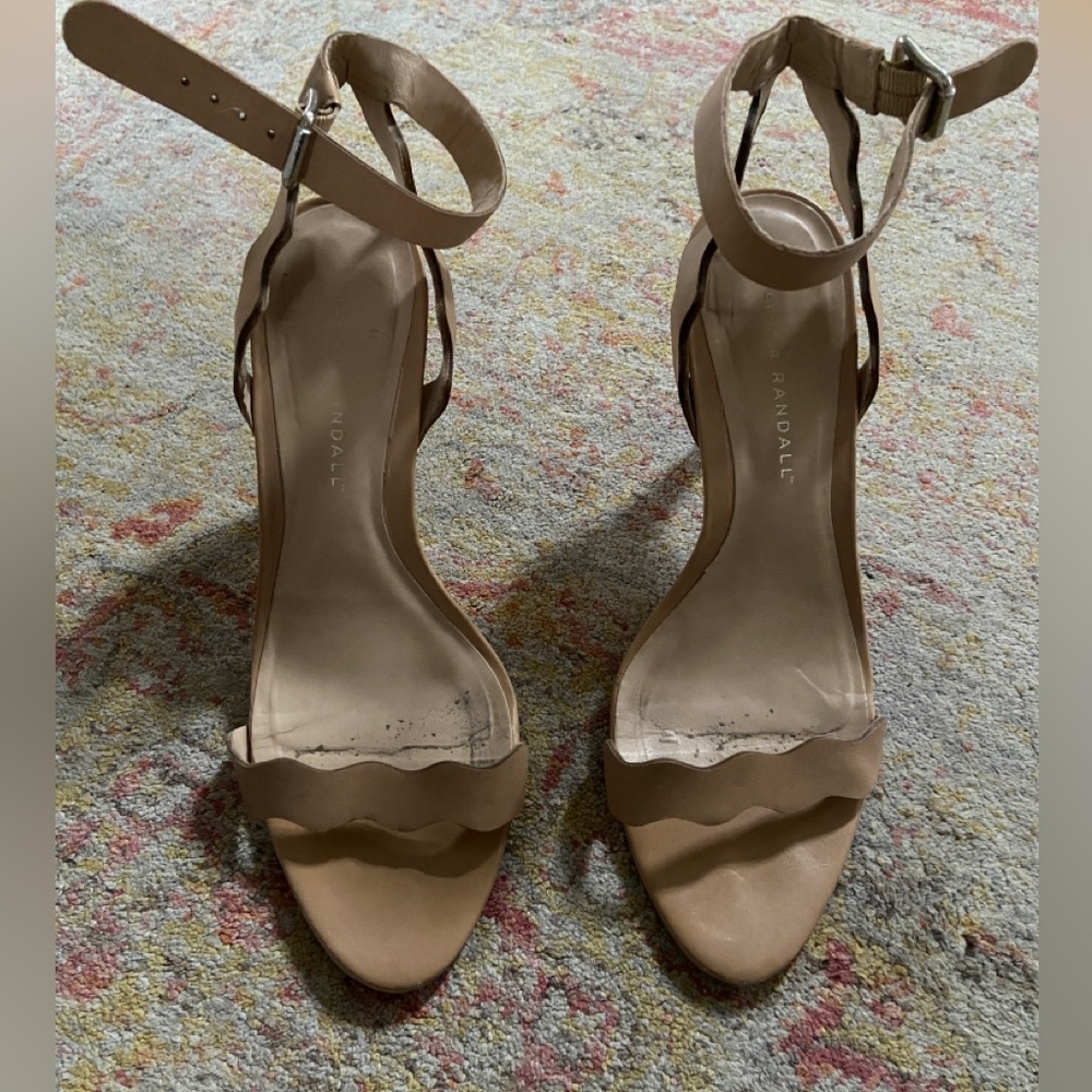 Loeffler Randall Scalloped Heel Nude Size 8